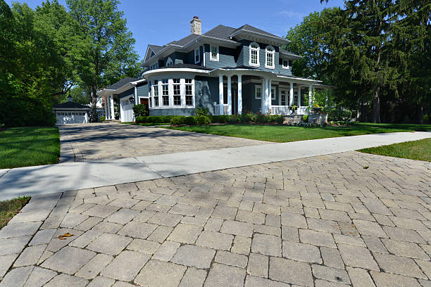 Best Driveway Pavers Near Me  in Smithville Sanders, IN